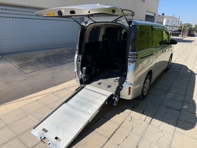 TOYOTA NOAH 2019 SLOPE PMT563