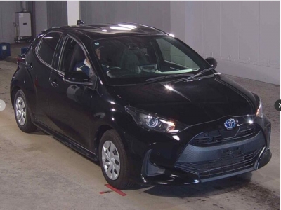 TOYOTA YARIS 2022 HYBRID BLACK 7676