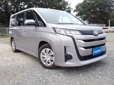 TOYOTA NOAH 2023 GOLD 75924