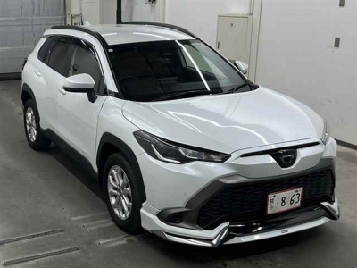 TOYOTA COROLLA CROSS WHITE TYPE S 4842